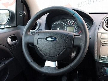 Ford Fiesta, 2006г, передний привод, механика