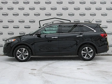 Kia Sorento, 2020г, передний привод, автомат