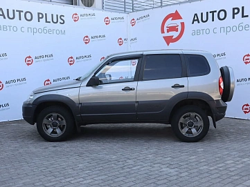 Chevrolet Niva, 2011г, полный привод, механика