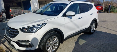 Hyundai Santa Fe, 2018г, полный привод, автомат