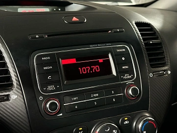 Kia Cerato, 2014г, передний привод, механика