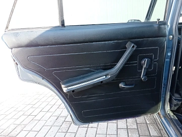 Lada (ВАЗ) 2107, 2002г, задний привод, механика