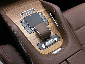 Mercedes-Benz GLS, 2025г, полный привод, автомат