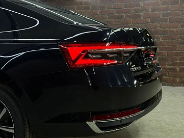 Skoda Superb, 2025г, передний привод, робот
