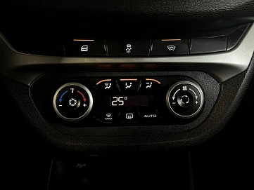 Lada (ВАЗ) , 2018г., передний привод, механика