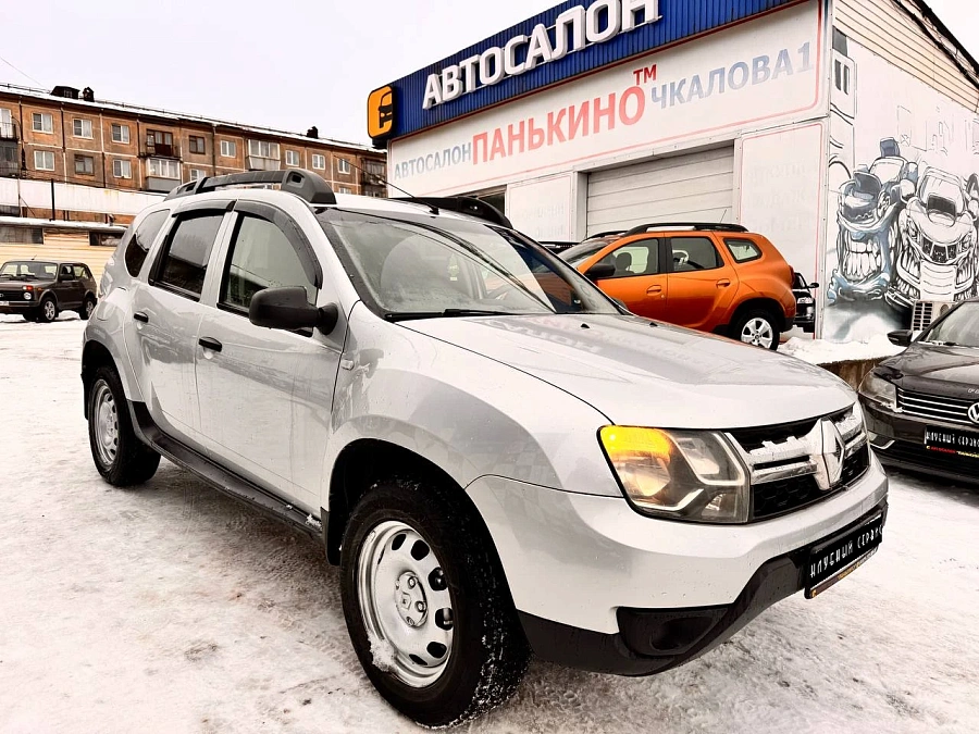 Renault Duster, 2018г., полный привод, автомат