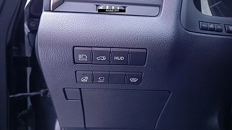 Lexus RX, 2018г, полный привод, автомат