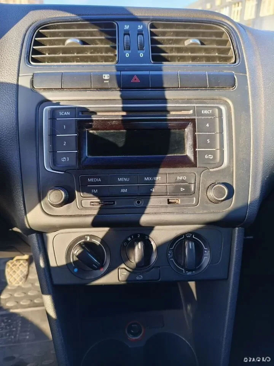Volkswagen Polo, 2014г., передний привод, механика