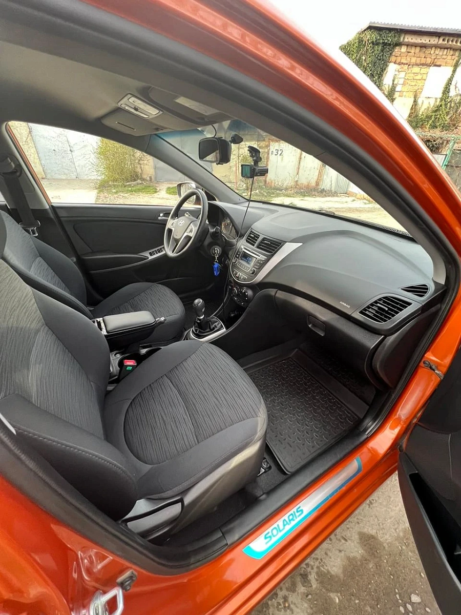 Hyundai Solaris, 2014г., передний привод, механика
