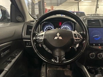 Mitsubishi ASX, 2012г, передний привод, вариатор