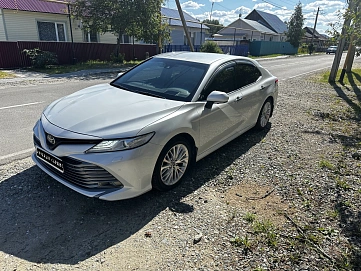 Toyota Camry, 2018г, передний привод, автомат