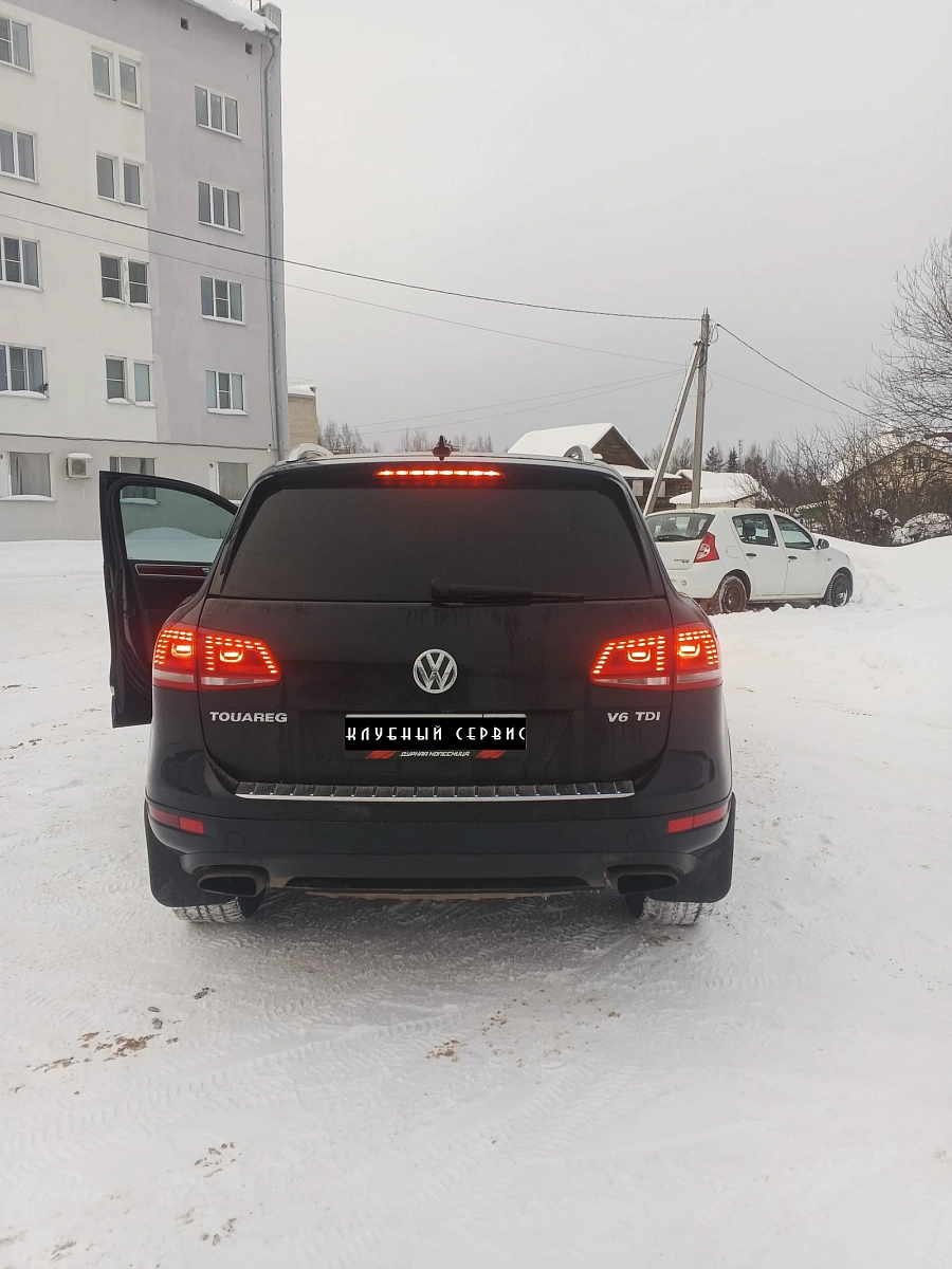 Volkswagen Touareg, 2012г., полный привод, автомат