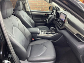 Toyota Highlander, 2024г., полный привод, автомат