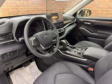 Toyota Highlander, 2025г, полный привод, автомат