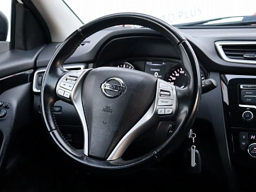 Nissan Qashqai, 2015г, передний привод, вариатор