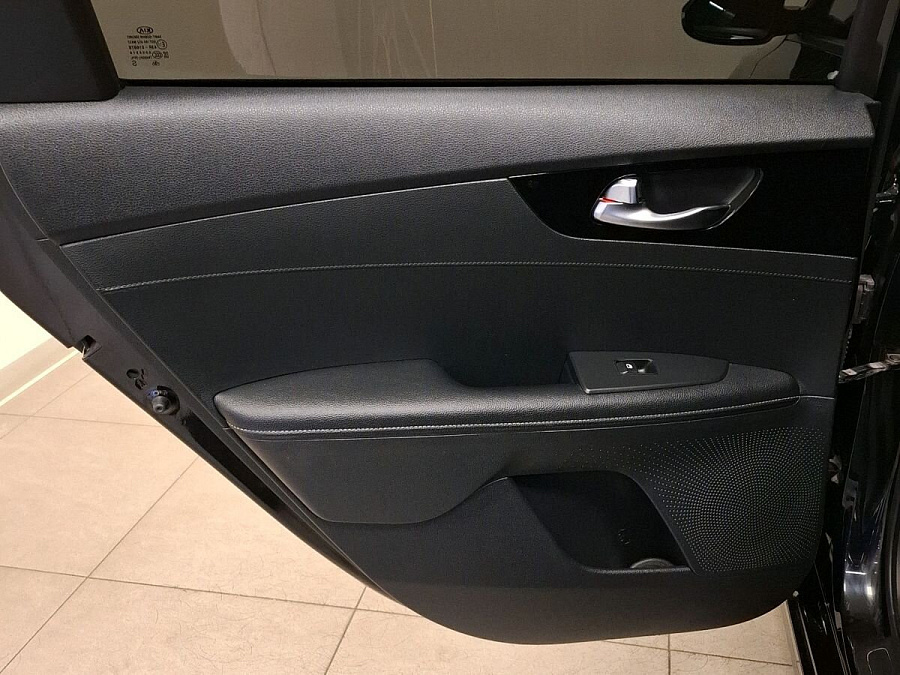 Kia , 2019г., передний привод, автомат
