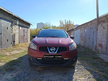 Nissan Qashqai+2, 2010г, передний привод, механика
