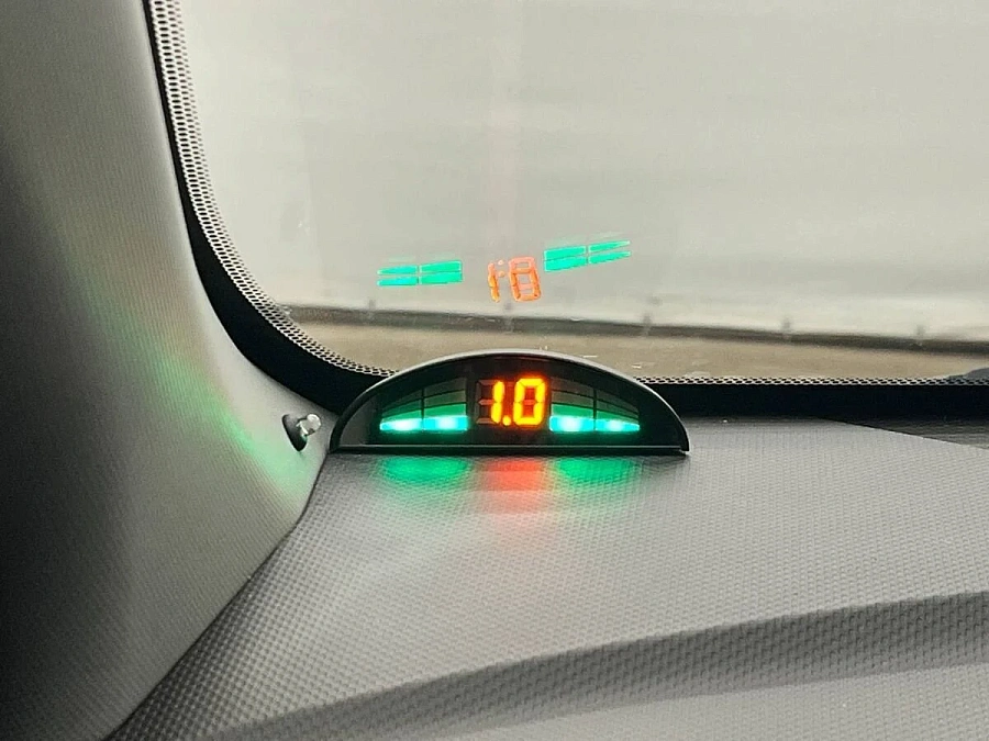 Hyundai Solaris, 2015г., передний привод, автомат