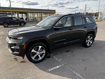 Jeep Grand Cherokee, 2023г, полный привод, автомат