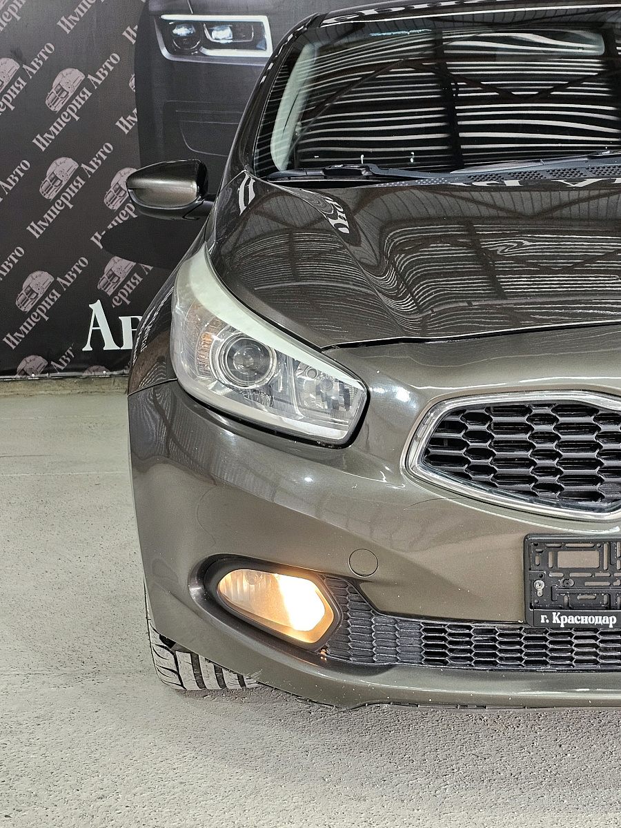 Kia Ceed, 2012г., передний привод, автомат