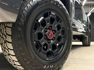 Toyota Tundra, 2025г, полный привод, автомат