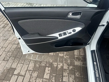 Hyundai Solaris, 2013г, передний привод, механика