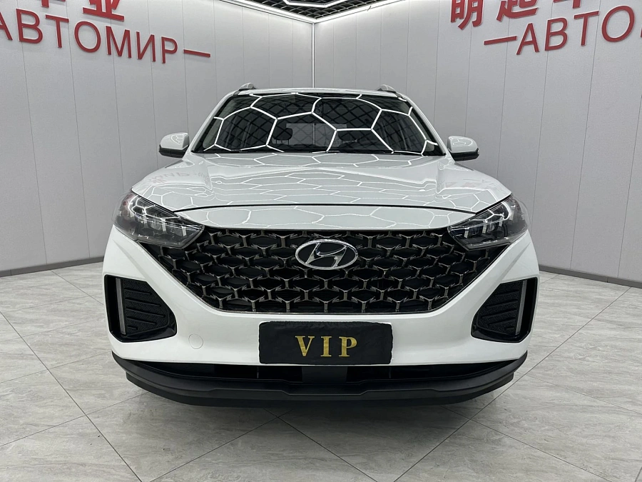 Hyundai ix35, 2022г., передний привод, робот