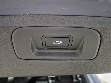 Geely Coolray, 2024г, передний привод, робот