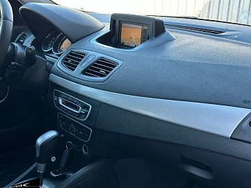 Renault Fluence, 2011г, передний привод, вариатор