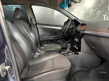 Opel Astra, 2008г, передний привод, автомат