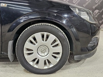 Opel , 2008г., передний привод, робот