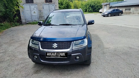 Suzuki Grand Vitara, 2010г, задний привод, автомат