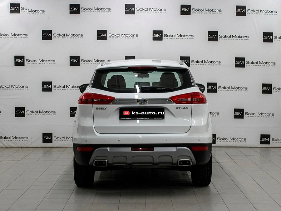 Geely Atlas, 2018г., передний привод, автомат