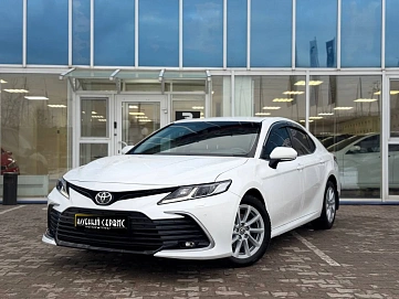 Toyota Camry, 2021г, передний привод, автомат