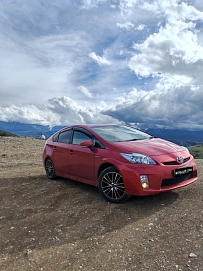 Toyota Prius, 2009г, передний привод, автомат