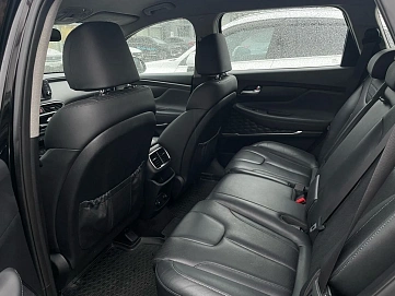 Hyundai Santa Fe, 2019г, полный привод, автомат