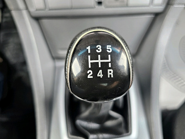 Ford Focus, 2010г, передний привод, механика
