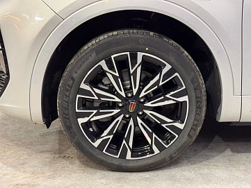 Hongqi HS5, 2023г, полный привод, автомат
