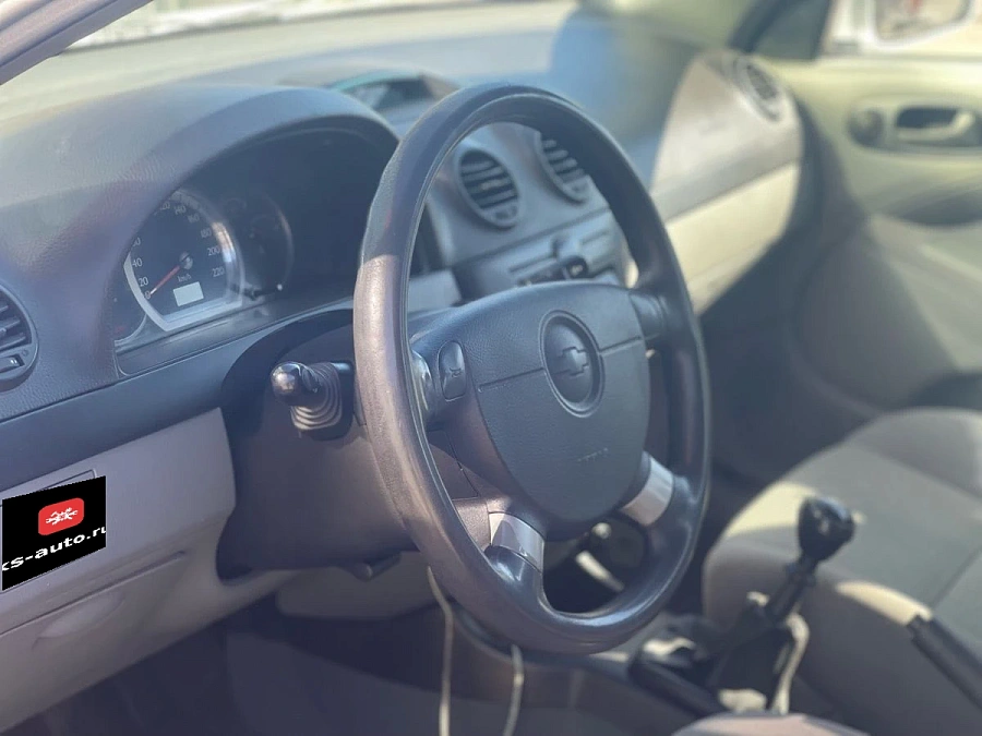 Chevrolet Lacetti, 2012г., передний привод, механика