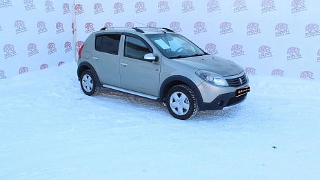 Renault Sandero, 2014г, передний привод, механика