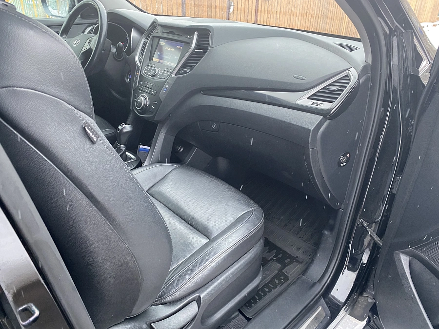 Hyundai Santa Fe, 2013г., полный привод, автомат