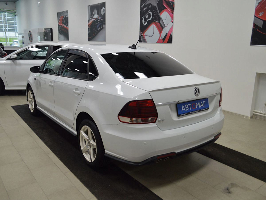 Volkswagen Polo, 2017г., передний привод, робот