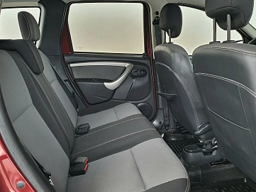 Renault Duster, 2014г, передний привод, автомат