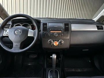 Nissan Tiida, 2008г, передний привод, автомат