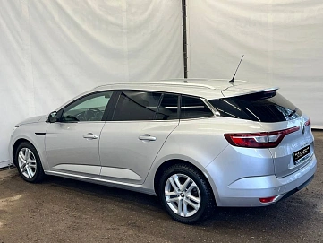 Renault Megane, 2017г, передний привод, механика