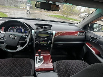 Toyota Camry, 2012г, передний привод, автомат