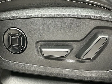 Audi A3, 2022г, передний привод, робот