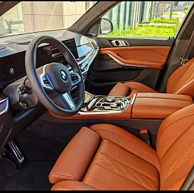 BMW X7, 2024г, полный привод, автомат