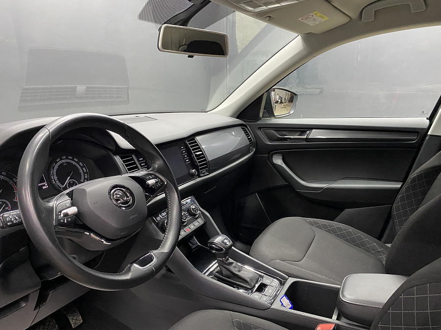 Skoda Kodiaq, 2020г., передний привод, робот
