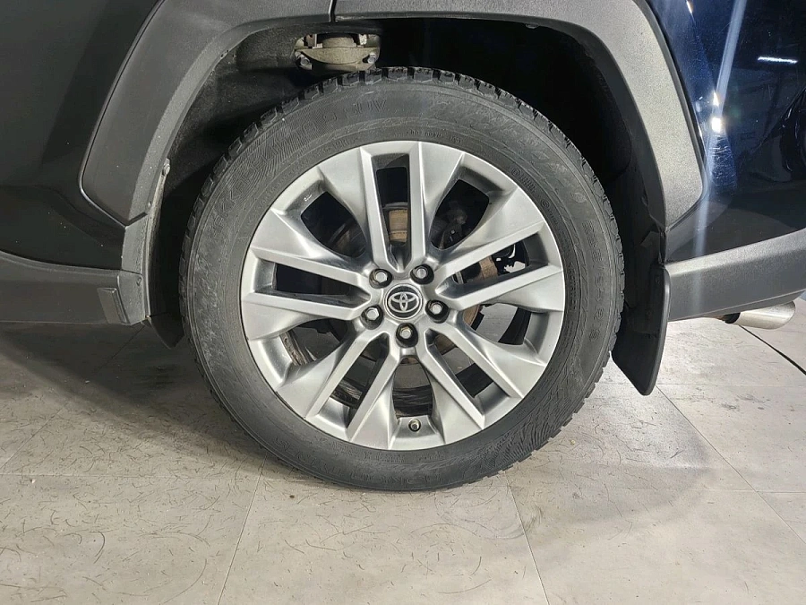 Toyota RAV4, 2021г., полный привод, автомат